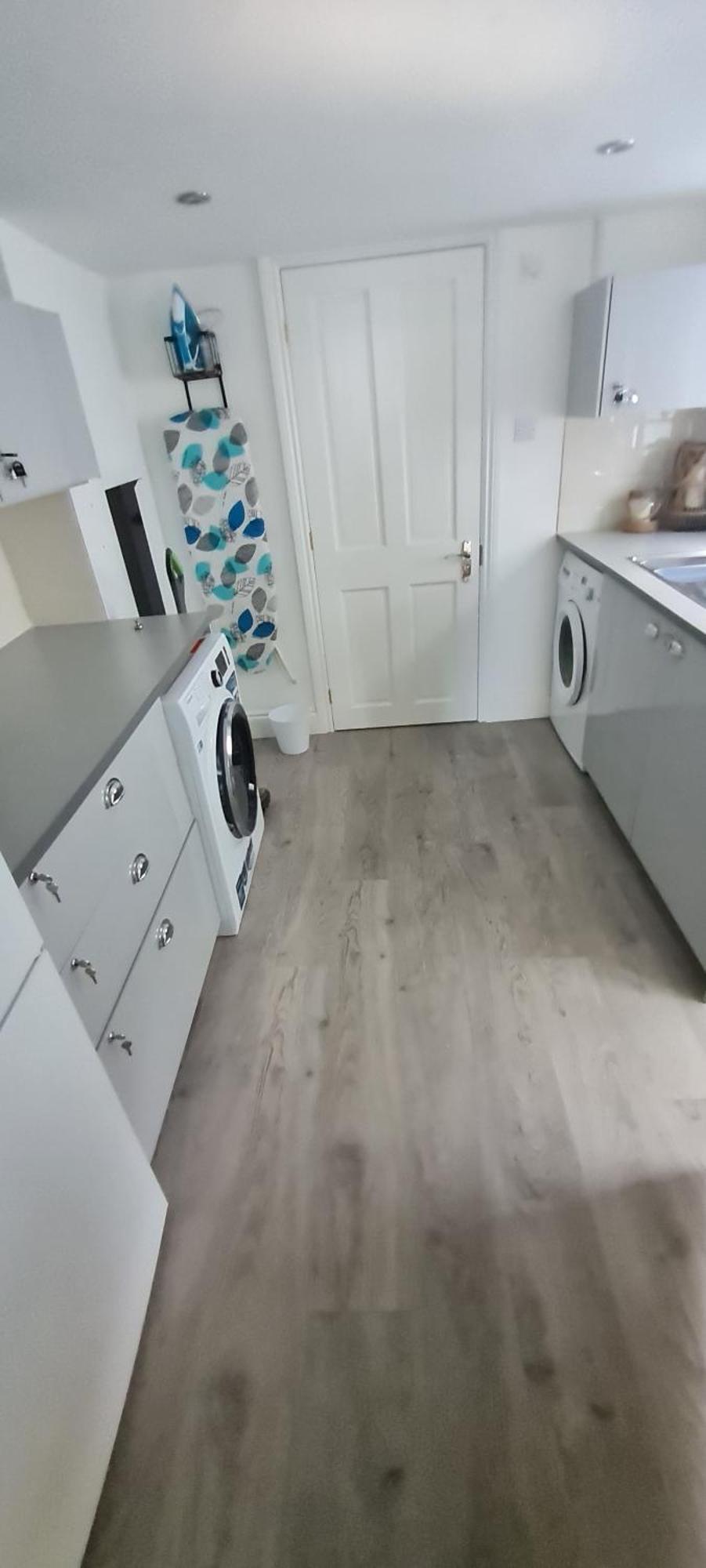 Beach View, 4 Bedroom House Opposite The Sea! Sleeps 10 Sandgate Bagian luar foto